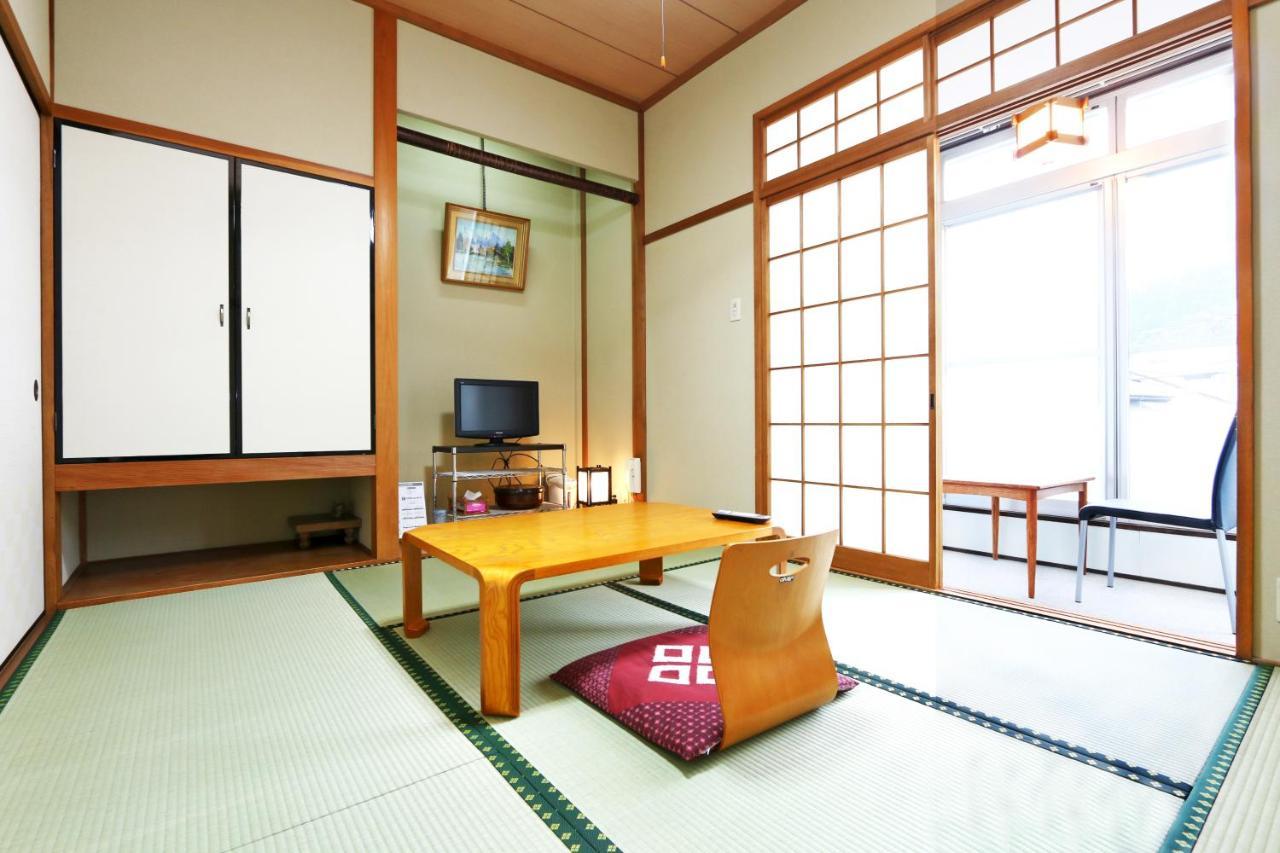 Отель Ebisusou Takashima Экстерьер фото